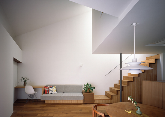 つづら折りの家2